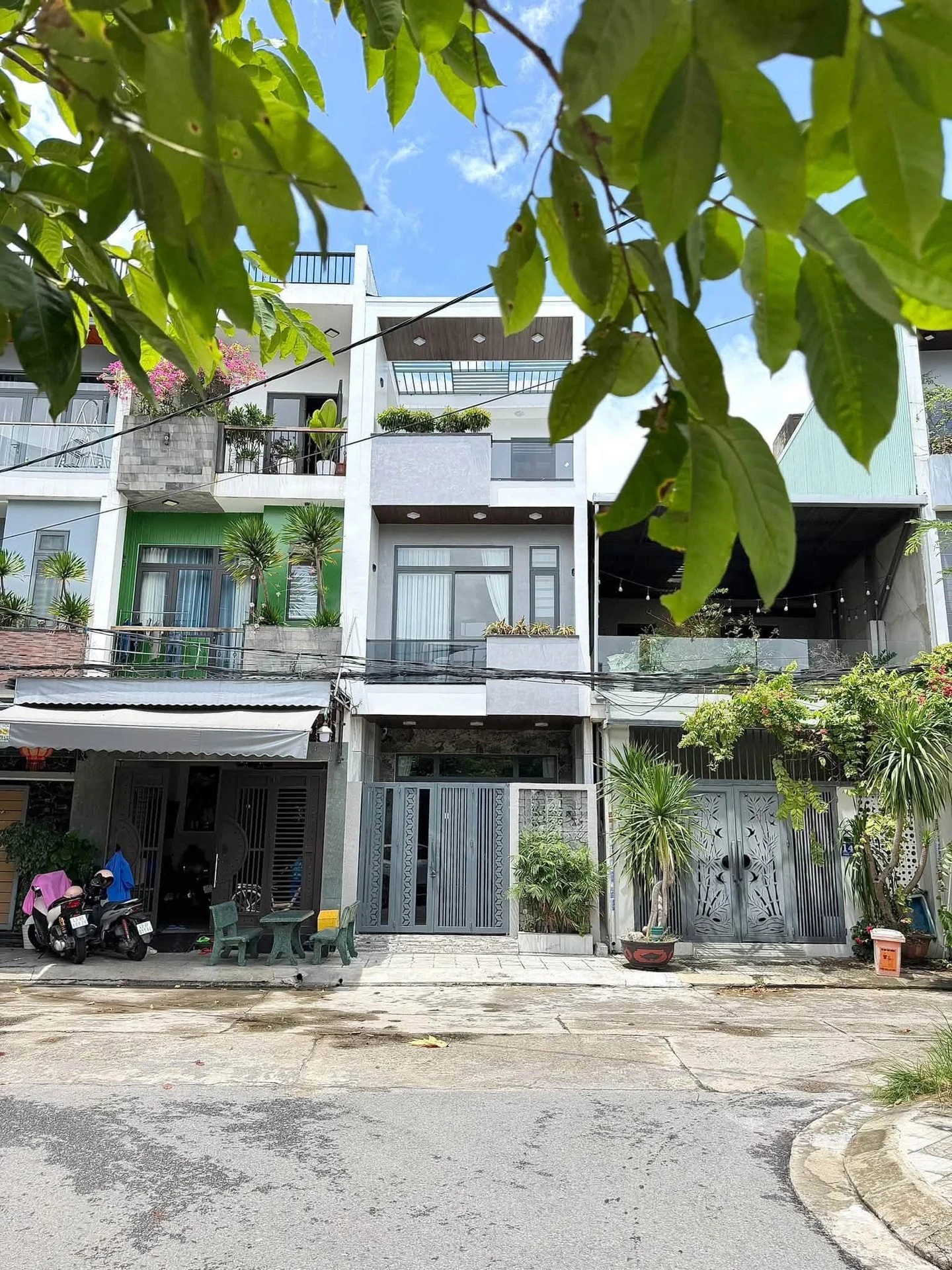 Bán nhà 3 tầng 105m² 3PN 4WC kiệt ô tô Bàu Năng 12, Hoà Minh, Liên Chiểu, Đà Nẵng - Ảnh 1