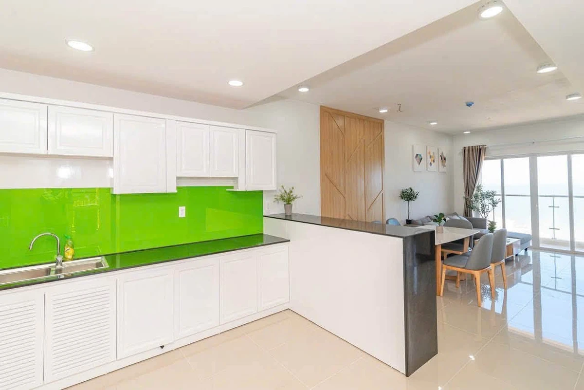 Cho thuê căn hộ Gold Sea view biển 108m2, 3PN 2WC full nội thất, Bãi Sau Vũng Tàu - Ảnh 1