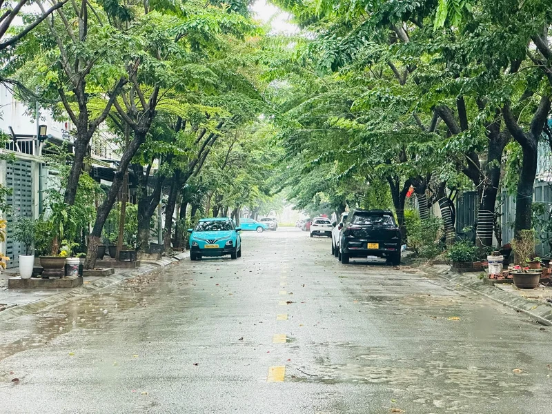 Bán đất mặt tiền đường Nguyễn Xuân Lâm, KQH Xuân Phú, Vỹ Dạ, TP Huế, 100m2