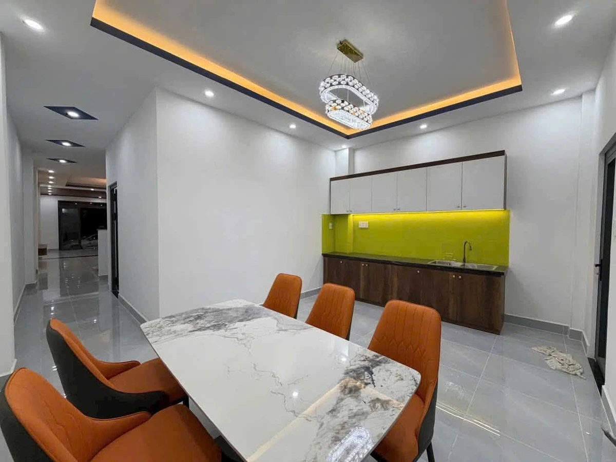 Bán nhà 1 trệt 1 lầu 100m² Rạch Giá 2,95 tỷ - Ảnh thu nhỏ 3