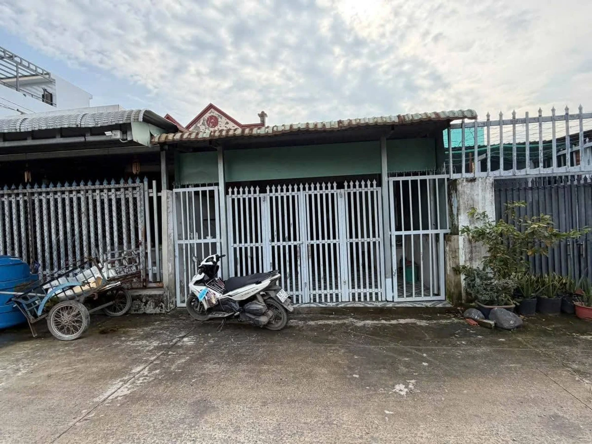 Bán nhà mặt tiền Đức Hòa Thượng 150m² - Ảnh 1