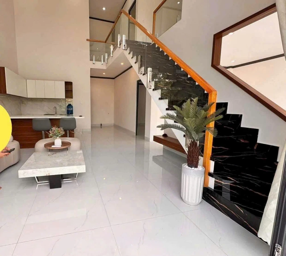 Bán nhà gác lửng 80m² 3 phòng ngủ Nguyễn Khuyến Bình Tân 1 tỷ 850 triệu - Ảnh thu nhỏ 2
