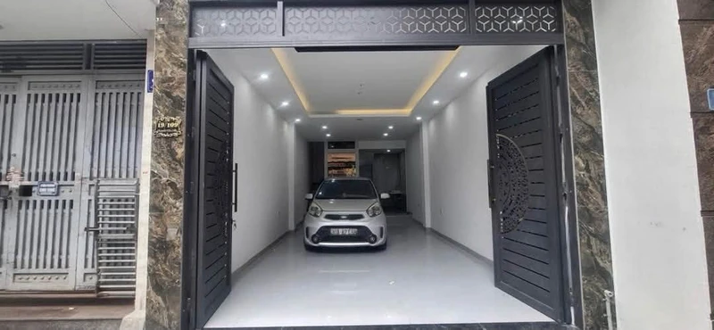 Bán nhà 5 tầng thang máy 45m² gần Big C Hà Đông, giá 11 tỷ