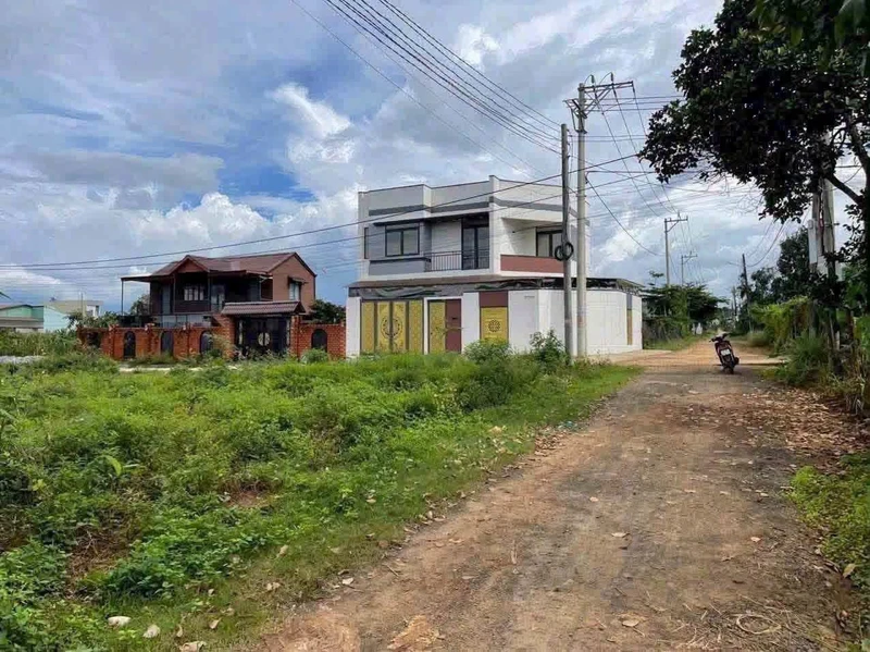 Bán nhanh đất hẻm 50m² Trần Văn Ơn 310 triệu