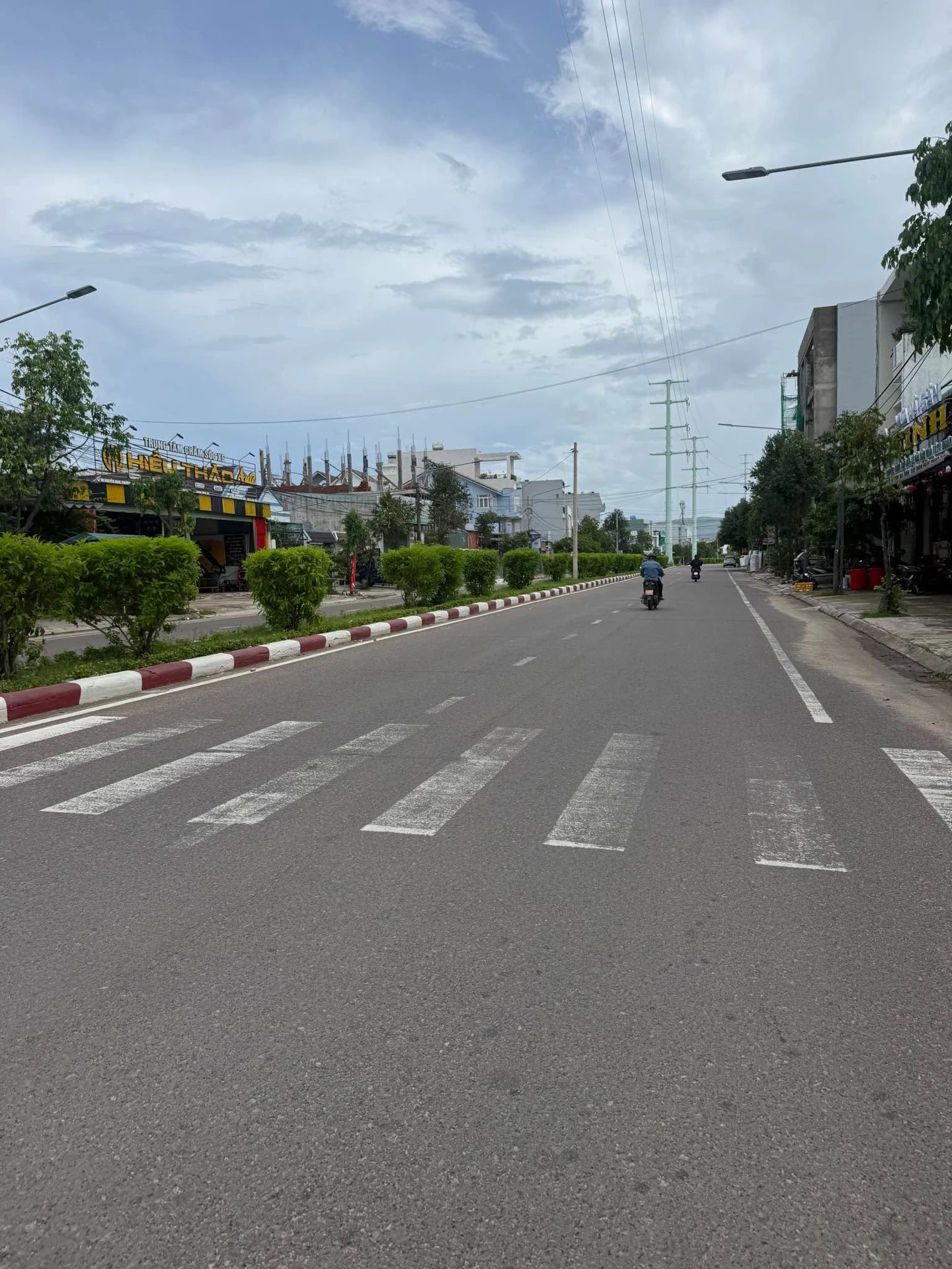 Nhà mặt tiền Quy Nhơn 80m2, 3 PN, 3,9 tỷ - Ảnh 1