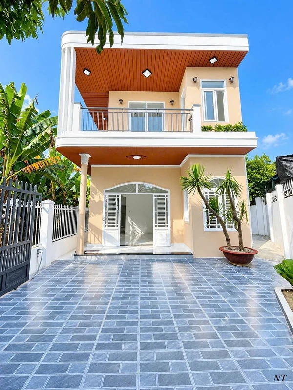 Bán nhà 2 tầng 177m2 tại Phú Lộc Đông 1, Khánh Hòa - 2,29 tỷ