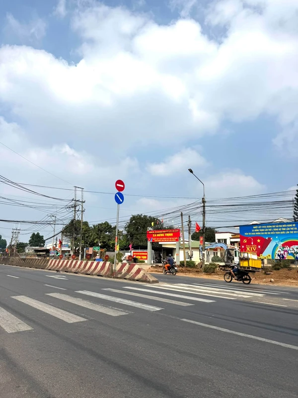 Bán lô góc 2 mặt tiền 100m² Xã Hưng Thịnh, Đồng Nai