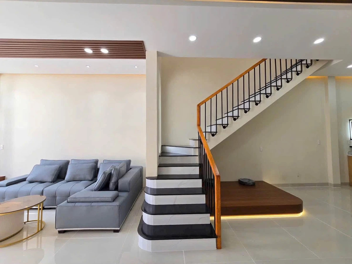 Bán nhà 1 trệt 1 lầu 100m2 Hố Nai, Bình Dương 3,55 tỷ - Ảnh thu nhỏ 5