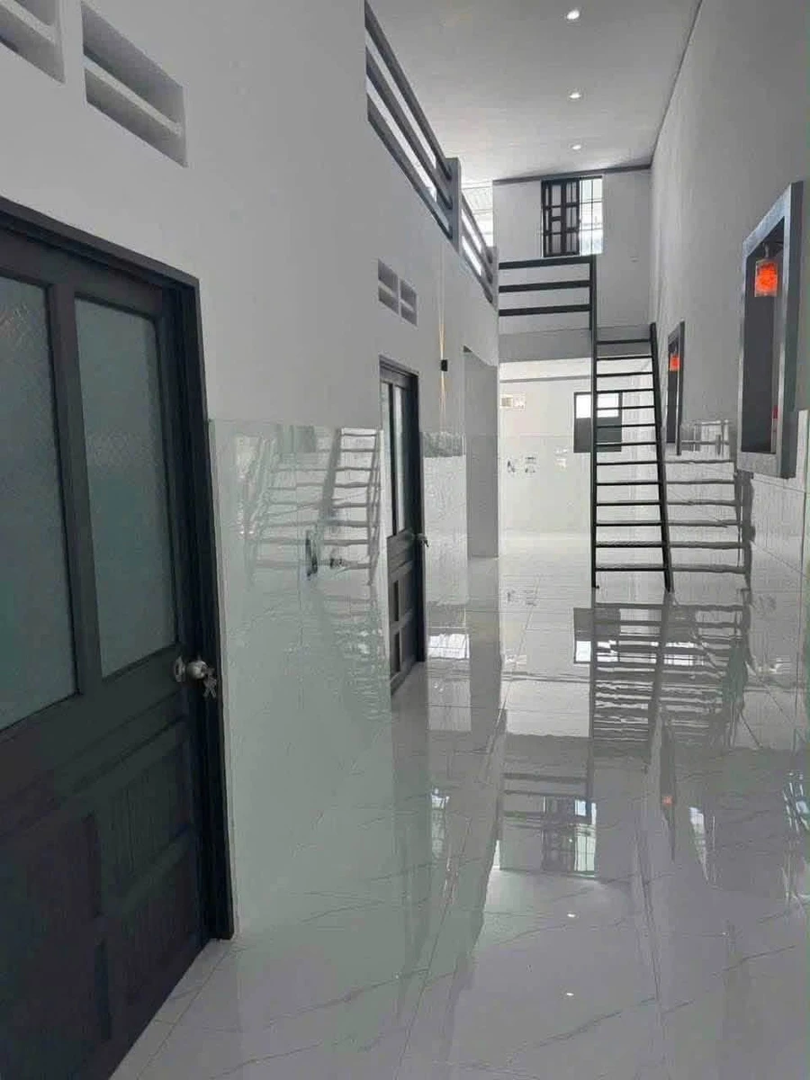 Bán nhà Long Hải 108m2, 2 PN, 2 WC - 3 tỷ 290 - Ảnh thu nhỏ 2