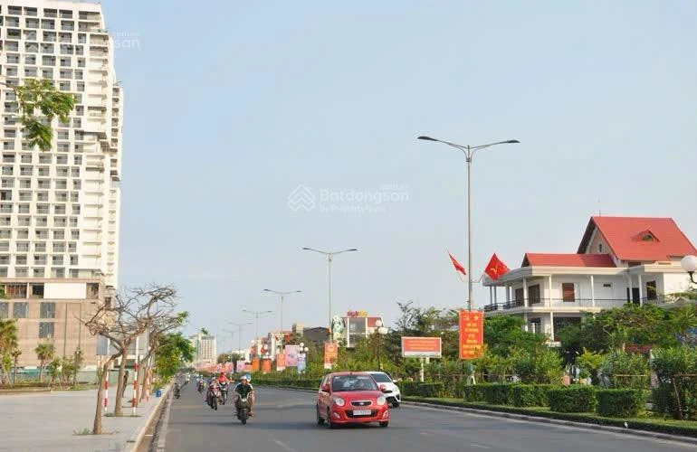 Kẹt tiền - Bán đất biệt thự 490m2 mặt tiền Hùng Vương và Nguyễn Văn Huyên giá từ 13,9 tỷ - Ảnh 1