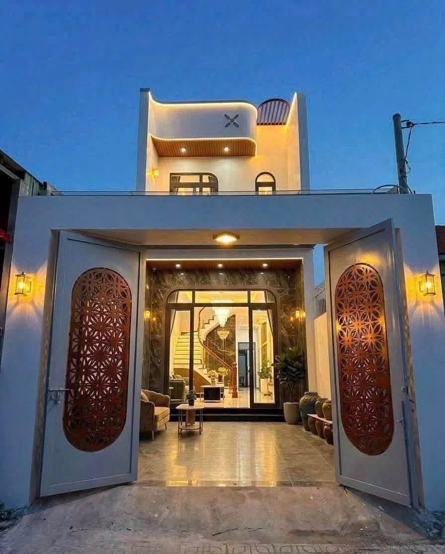 Bán nhà sổ riêng 4 phòng ngủ 160m2 Đồng Khởi Quận 1 - Ảnh thu nhỏ 2