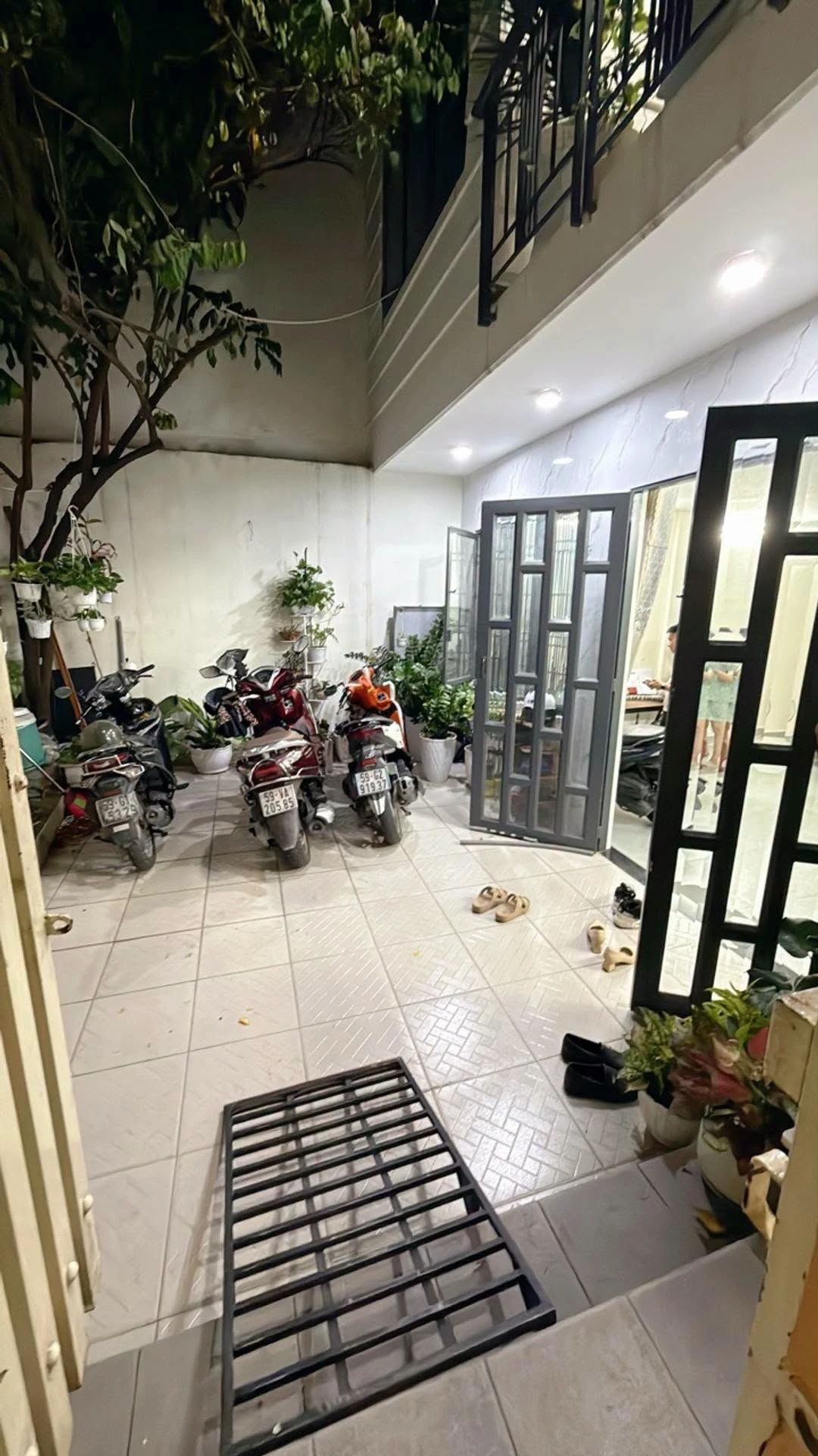 Bán nhà 1 trệt 1 lầu 90m2, 4 phòng ngủ, nở hậu, gần bệnh viện Hồng Đức, Gò Vấp - Ảnh 1