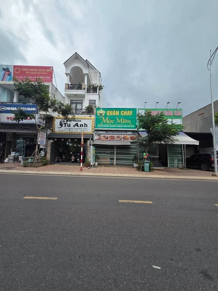 Bán nhà mặt tiền kinh doanh Hoàng Diệu Long Khánh 140m2 - Ảnh thu nhỏ 3