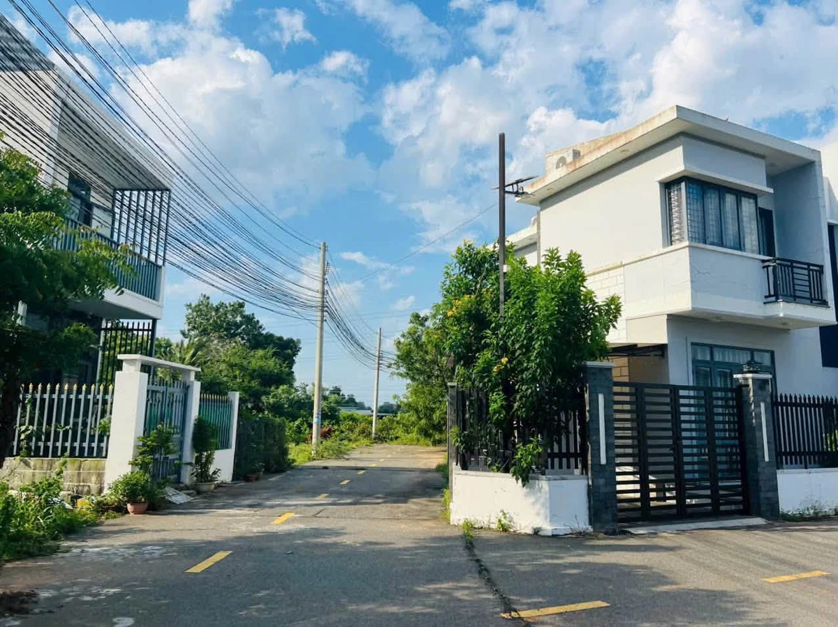 Bán nhà 2 mặt tiền 110m2 đường Phong Nẫm Bình Chánh - Ảnh thu nhỏ 4