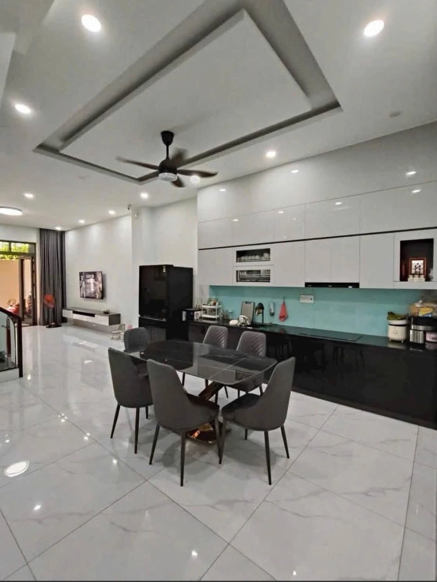 Bán nhà 2 tầng mặt tiền 7m, 102m² Dĩ An, 7 tỷ - Ảnh thu nhỏ 4