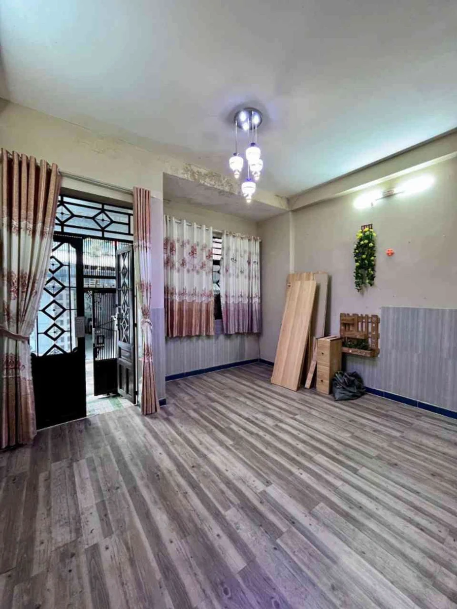 Bán nhà cấp 4 hẻm thông Đông Hưng Thuận 42, 43m2, 3,3 tỷ, Quận 12 - Ảnh 1