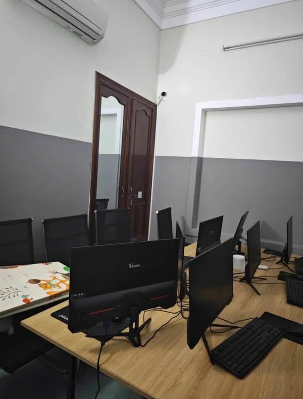 Bán nhà 3 tầng mặt tiền 270m², Vỹ Dạ, Huế, 4,95 tỷ