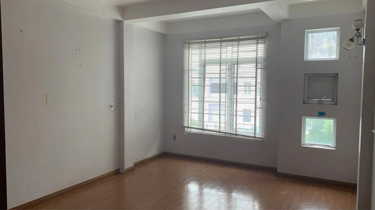 Bán nhà 5 tầng 60m² kinh doanh Hạ Long 9,8 tỷ - Ảnh 1