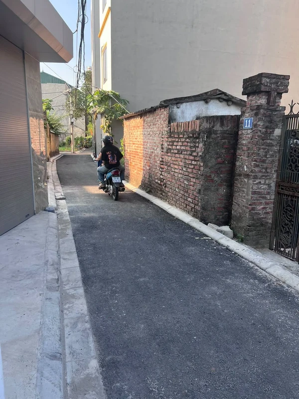 Bán đất 56,6m² Giao Tất Gia Lâm 2 tỷ 750