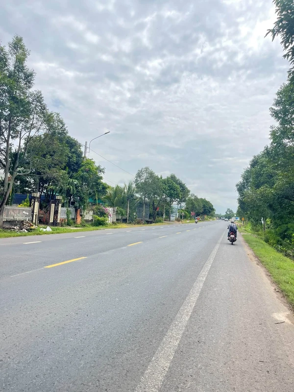 Bán đất 38x100m (3800m²) gần Bệnh viện Xuyên Á, Lâm Đồng, giá 2,3 tỷ