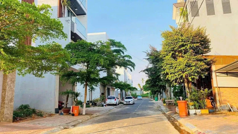 Bán nhà 3 tầng 70m² 3PN Lê Văn Sĩ Đà Nẵng 7,95 tỷ 6x96x100tc
