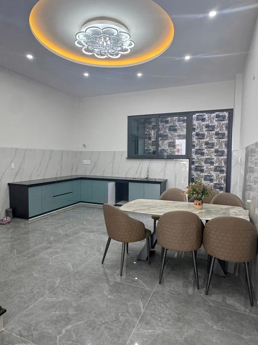Bán nhà mặt tiền 3 tầng 76,9m² Quy Nhơn 6 tỷ - Ảnh thu nhỏ 3