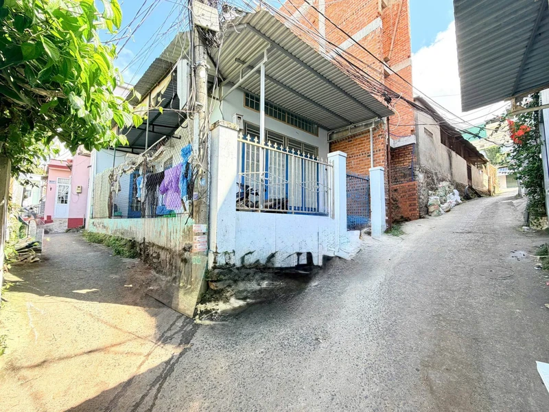 Bán nhà góc 2 mặt tiền 71.8m² Xô Viết Nghệ Tĩnh Buôn Ma Thuột