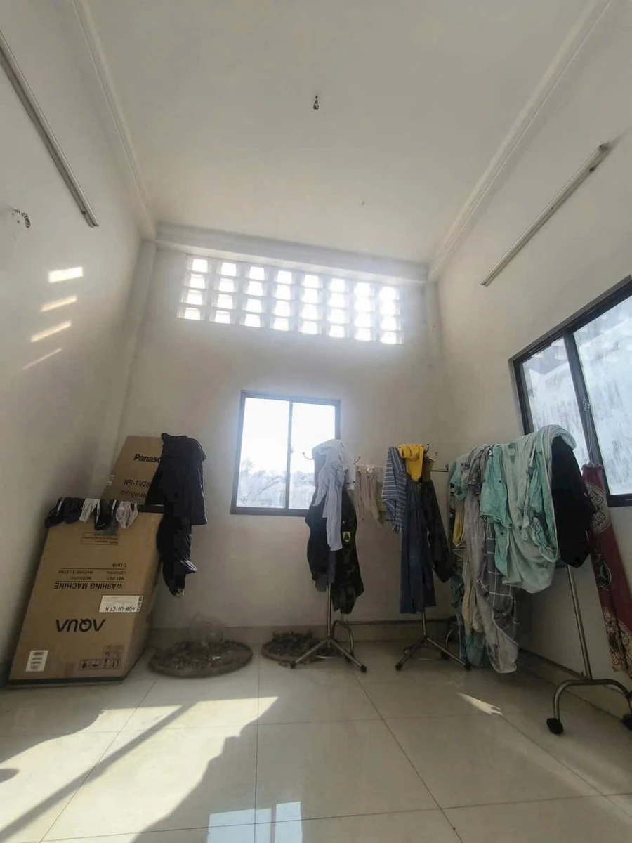 Bán nhà hẻm 4m Dương Đình Nghệ, Phường 8, Quận 11, 5PN 4WC, giá 6,2 tỷ - Ảnh thu nhỏ 3