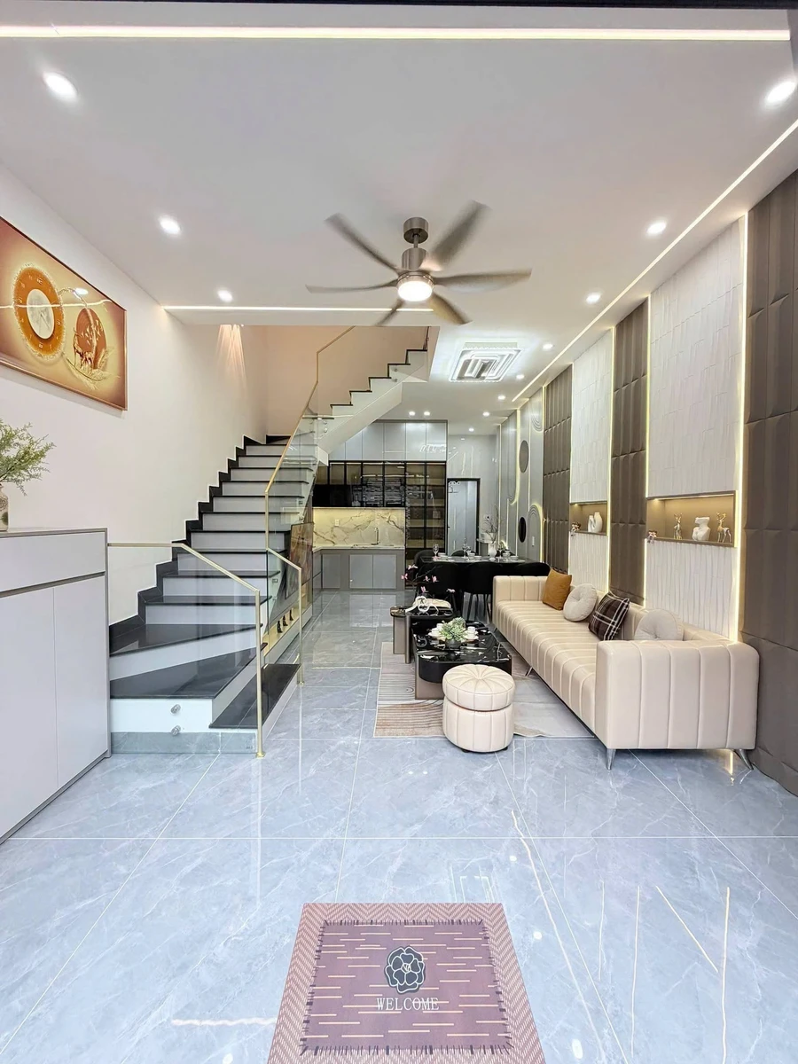 Bán nhà 3 tầng 180m² Thái Thị Bôi 5 tỷ 600 - Ảnh thu nhỏ 3