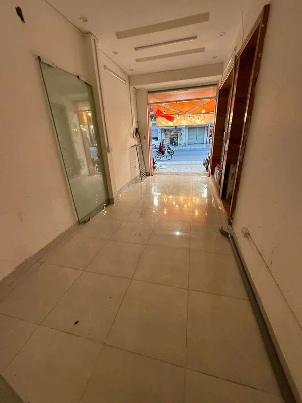 Bán đất có sẵn nhà vườn giá khoảng 2,2 tỷ tại Phường Long Nguyên, cách chợ Bến Cát 4km 660ty