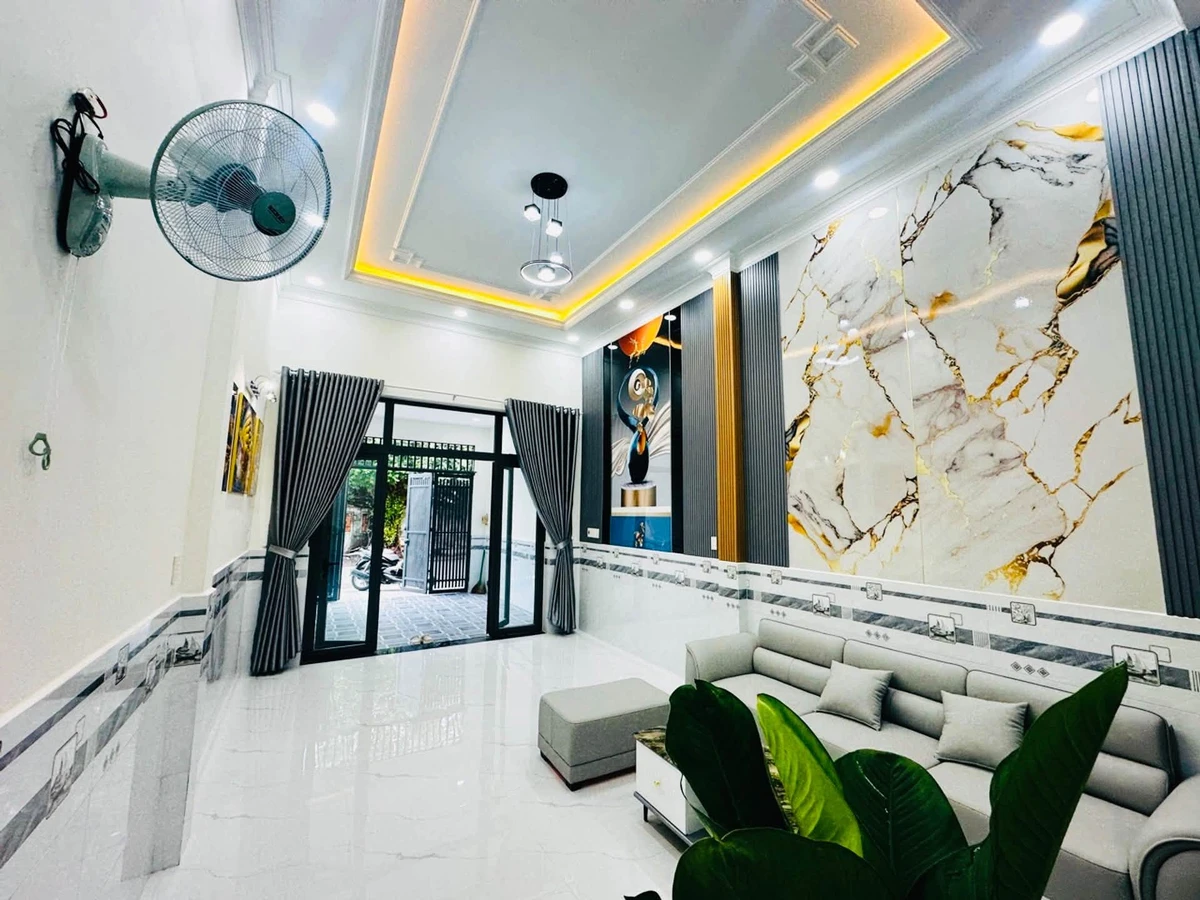 Bán nhà mặt tiền kinh doanh 4x20m, 3PN, sát Hiệp Thành City, Quận 12, nhỉnh 6 tỷ - Ảnh thu nhỏ 2
