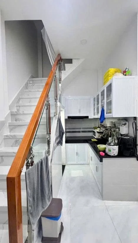 Bán nhà chính chủ 4 tầng 21m2 giá 4,3 tỷ gần cầu vượt Ba Tháng Hai, Quận 10 - Ảnh thu nhỏ 2