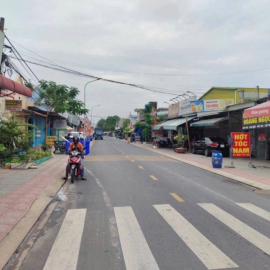 Bán đất mặt tiền chợ 300m² Thuận An, Bình Dương - Ảnh thu nhỏ 2