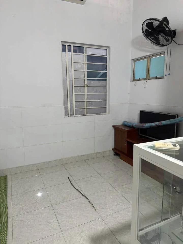 Bán nhà 2 tầng 52m2, 2 phòng ngủ Đống Đa - Ảnh thu nhỏ 2