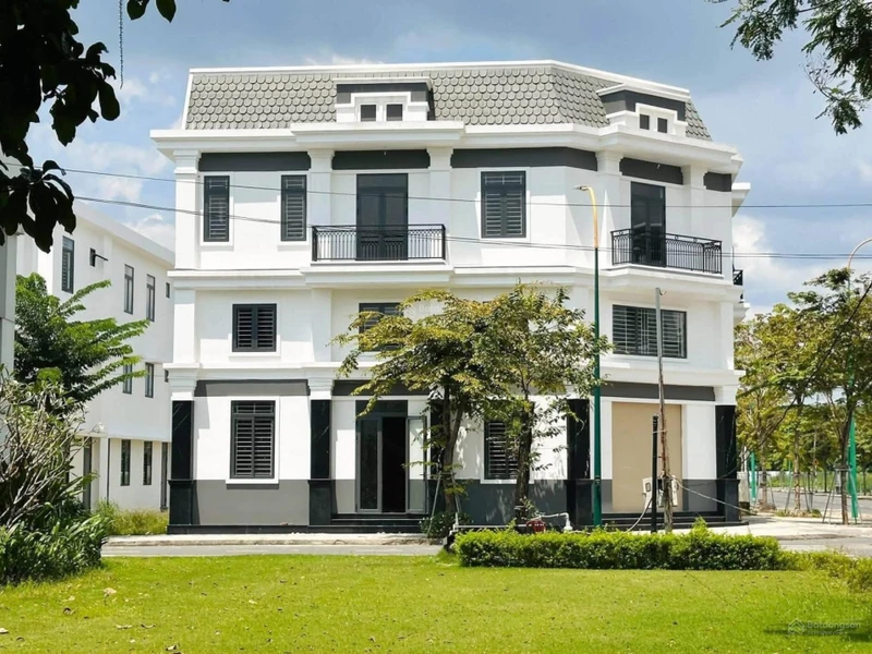 Căn góc SD 134,6m2, ngay ngã tư trung tâm đường 20.5m gần Vành Đai 4 giá chỉ 2 tỷ 987 triệu
