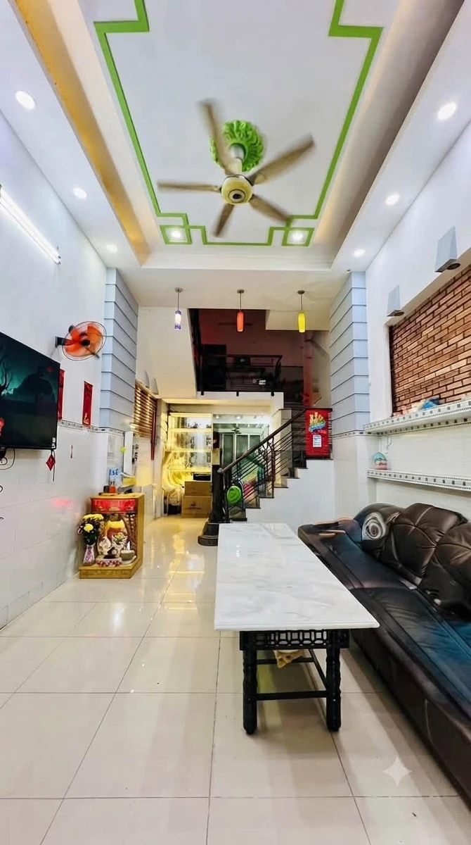 Bán nhà mặt phố 4 tầng 80m² khu Nguyễn Sơn, Tân Phú, giá hơn 10 tỷ - Ảnh 1
