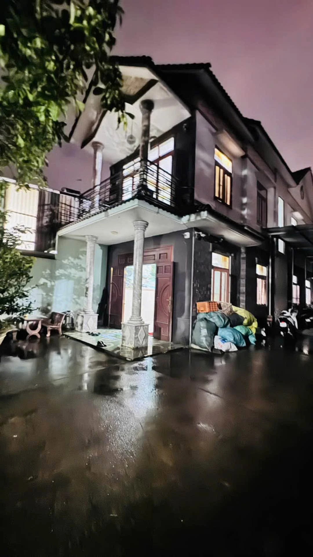 Biệt thự mặt tiền Dương Công Khi 526m2 13,7 tỷ Hóc Môn - Ảnh 1