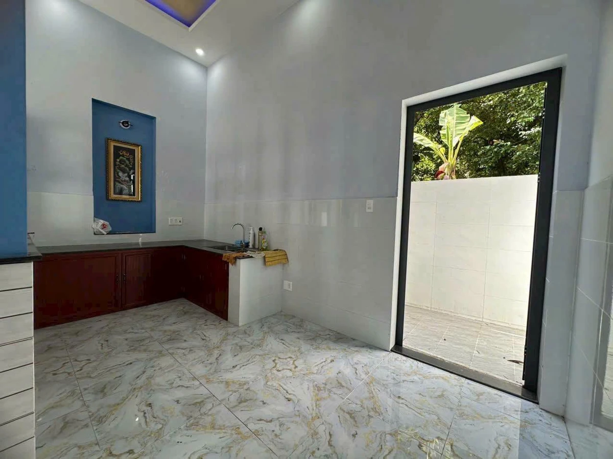 Bán nhà cấp 4 mái Thái 148m2, 3 phòng ngủ Trấn Biên - Ảnh thu nhỏ 2
