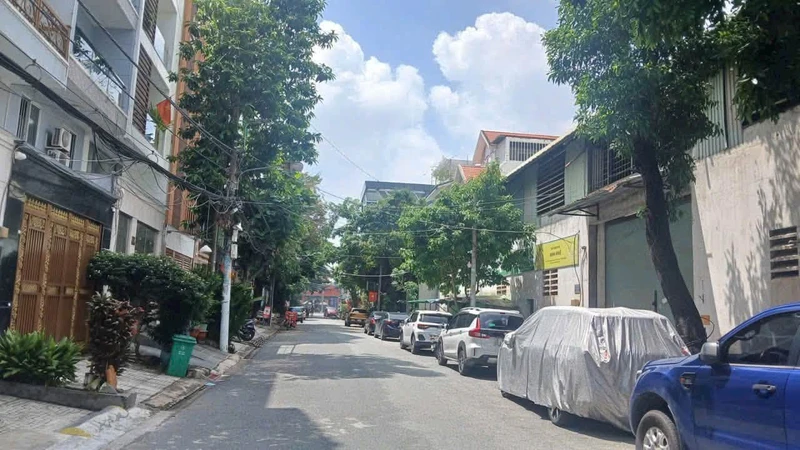 Bán đất mặt tiền Nguyễn Tự Tân Quảng Ngãi 100m2 4 tỷ 487m