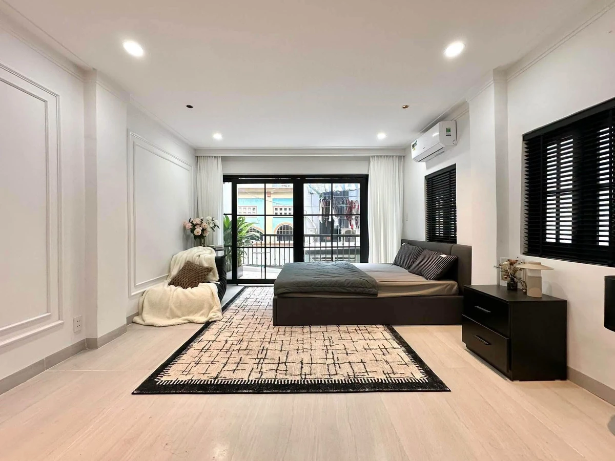 Bán nhà riêng 4x10m 3 tầng 2 phòng ngủ đường Nguyễn Thị Minh Khai, Quận 3 giá 6,88 tỷ - Ảnh thu nhỏ 2
