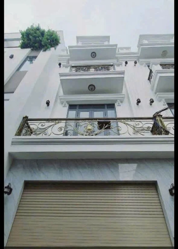 Bán nhà 3PN mặt tiền Nguyễn Văn Rành, DT 125m², 1 tỷ 790 triệu 2ty989tr