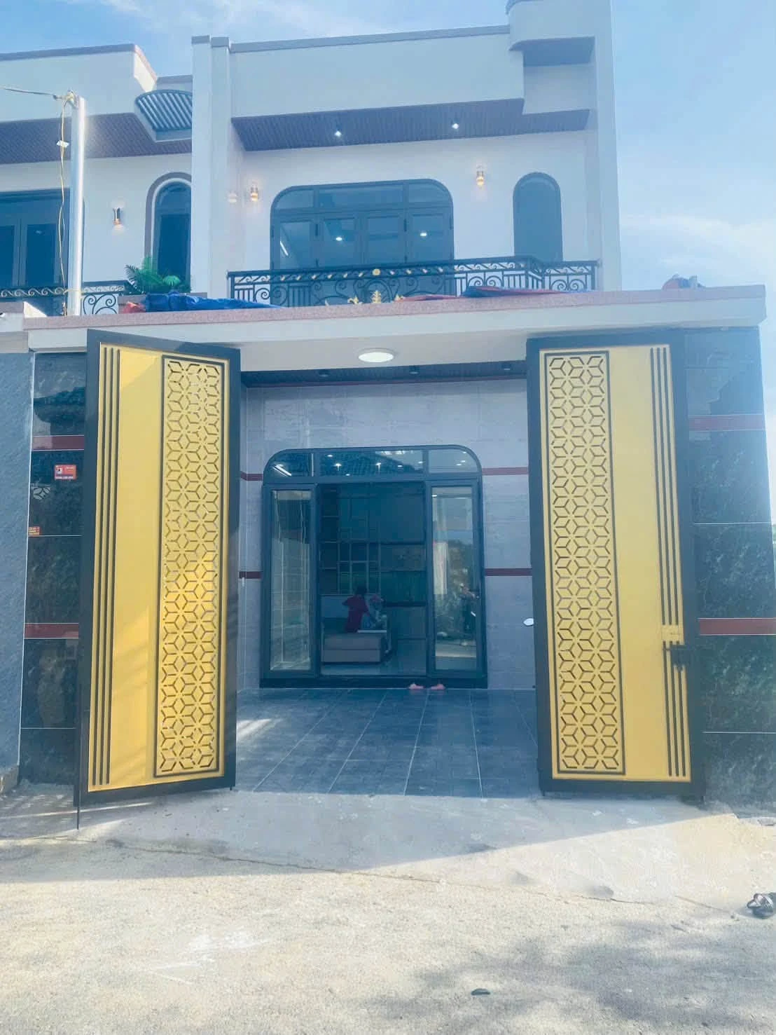 Bán nhà lầu 3PN, 95m² Phường Trảng Dài 3 tỷ 350 - Ảnh 1