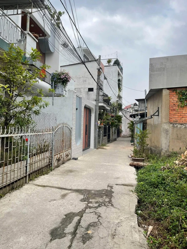 Bán nhà 81m2 sổ riêng thổ cư, gần Phạm Văn Thuận, Phường Tam Hiệp, Biên Hòa