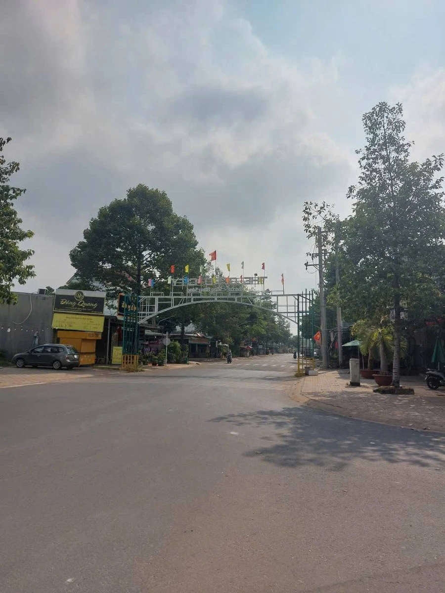 Bán đất mặt tiền Tôn Đức Thắng, Đồng Xoài, 180m2 - Ảnh thu nhỏ 2