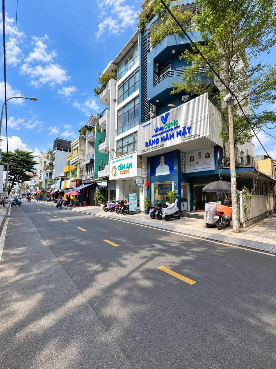 Bán nhà mặt tiền Trần Khắc Chân Quận 1, 48.5m2, 21.5 tỷ - Ảnh thu nhỏ 2