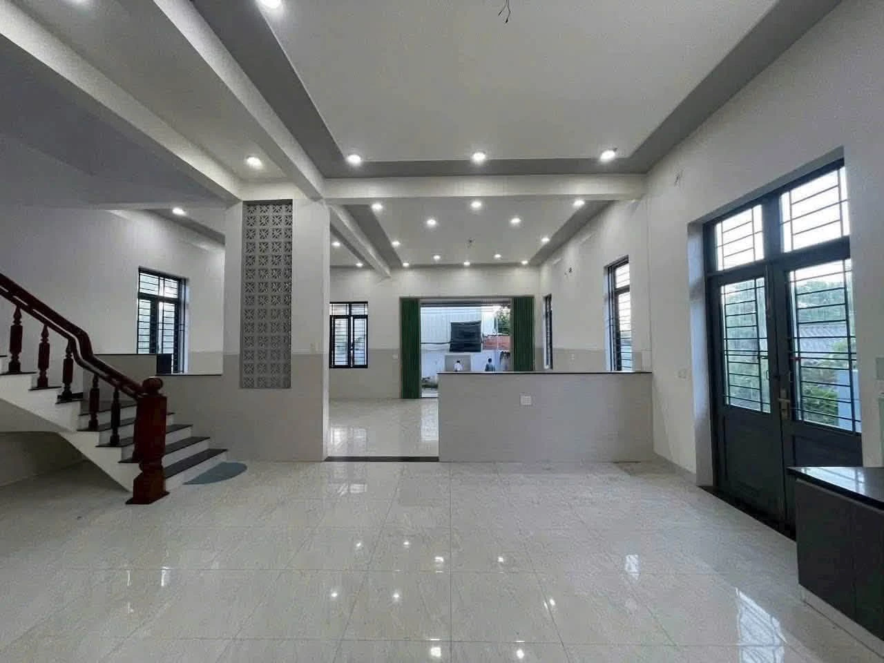 Bán nhà vườn 2 tầng 371m² Trần Anh Tông, Quảng Ngãi - Ảnh 1