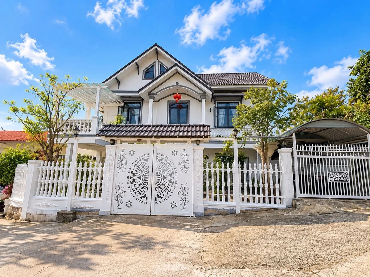 Bán villa 2 mặt tiền 4PN Đà Lạt, 12,8 tỷ, sổ hồng riêng - Ảnh 1