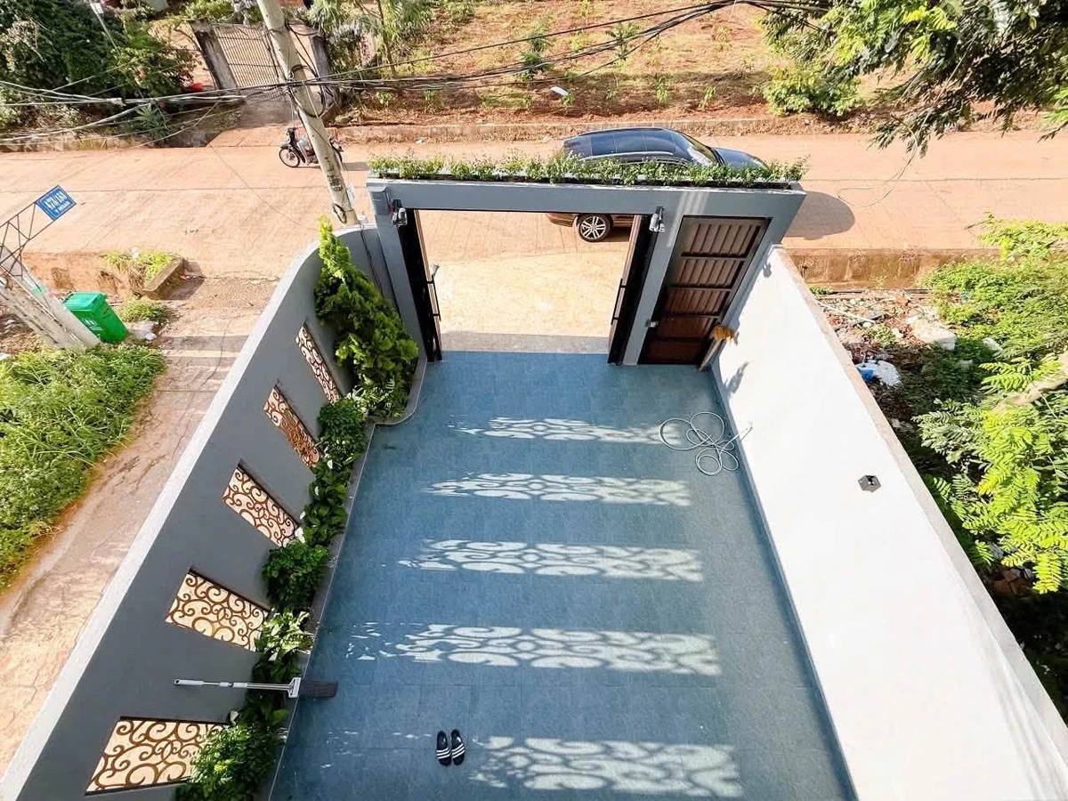 Nhà 2 mặt tiền 120m² 3PN Buôn Ma Thuột chỉ 4.2 tỷ - Ảnh thu nhỏ 2