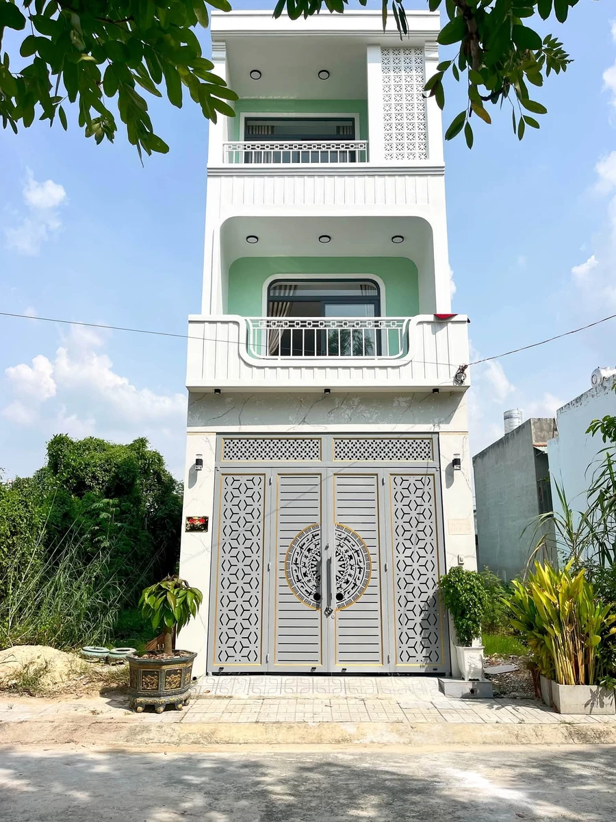 Bán nhà 4PN Đức Hòa Long An 72m2, giảm giá 2 tỷ 950 - Ảnh 1