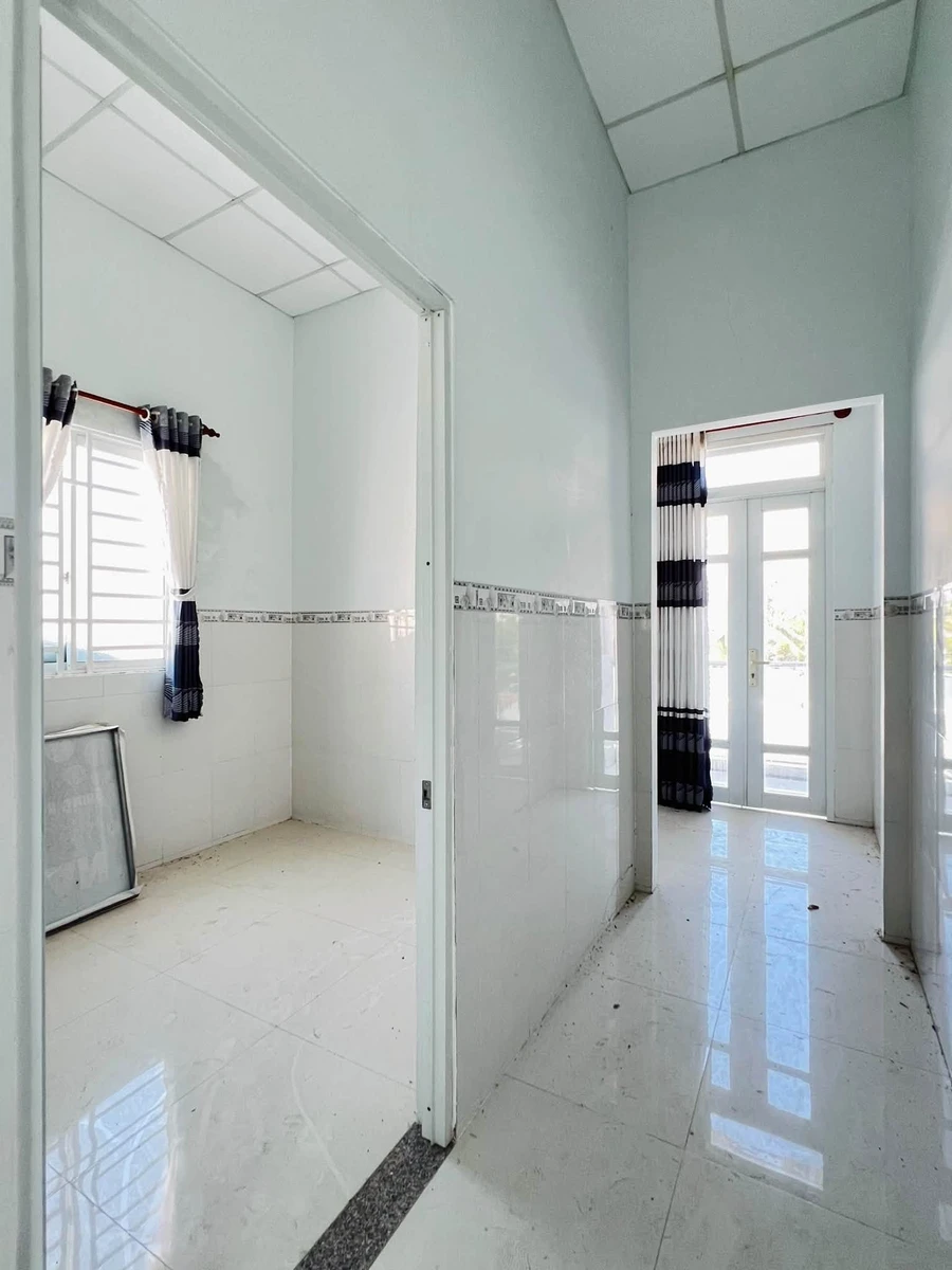 Bán nhà trệt lầu 55.8m² Rạch Giá, An Giang - 1 tỷ 250 - Ảnh thu nhỏ 5